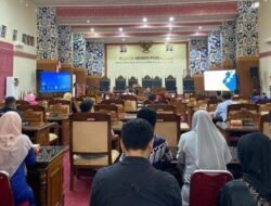 Rapat Paripurna Kedelapan Masa Persidangan II Tahun 2025, Pj Wali Kota Pangkalpinang Ajukan Tiga Raperda Strategis di Paripurna DPRD Pangkalpinang