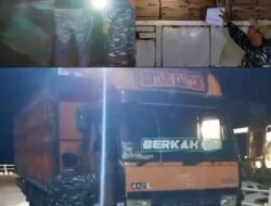 SATUAN TUGAS TNI AL DAN LANAL BABEL AMANKAN PASIR TIMAH ILEGAL DI PELABUHAN SADAI BANGKA SELATAN